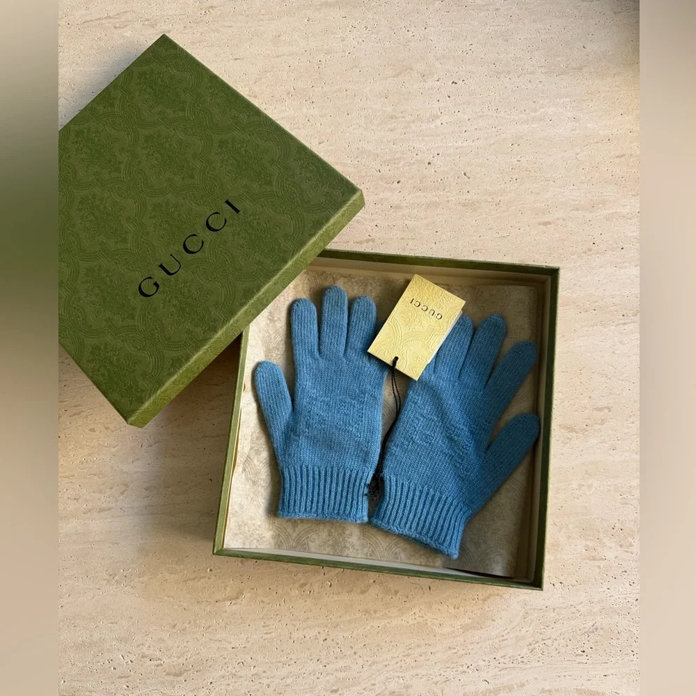 NWT GUCCI KIDS BLUE WOOL GG LOGO GLOVES 🧤💝